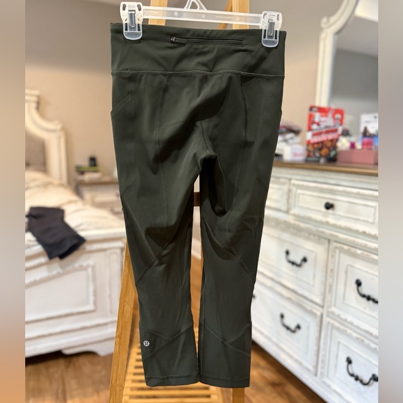 Lululemon Pace Rival Green Leggings - Picture 3 of 10